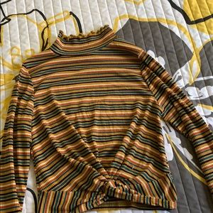 Colorful turtle neck
